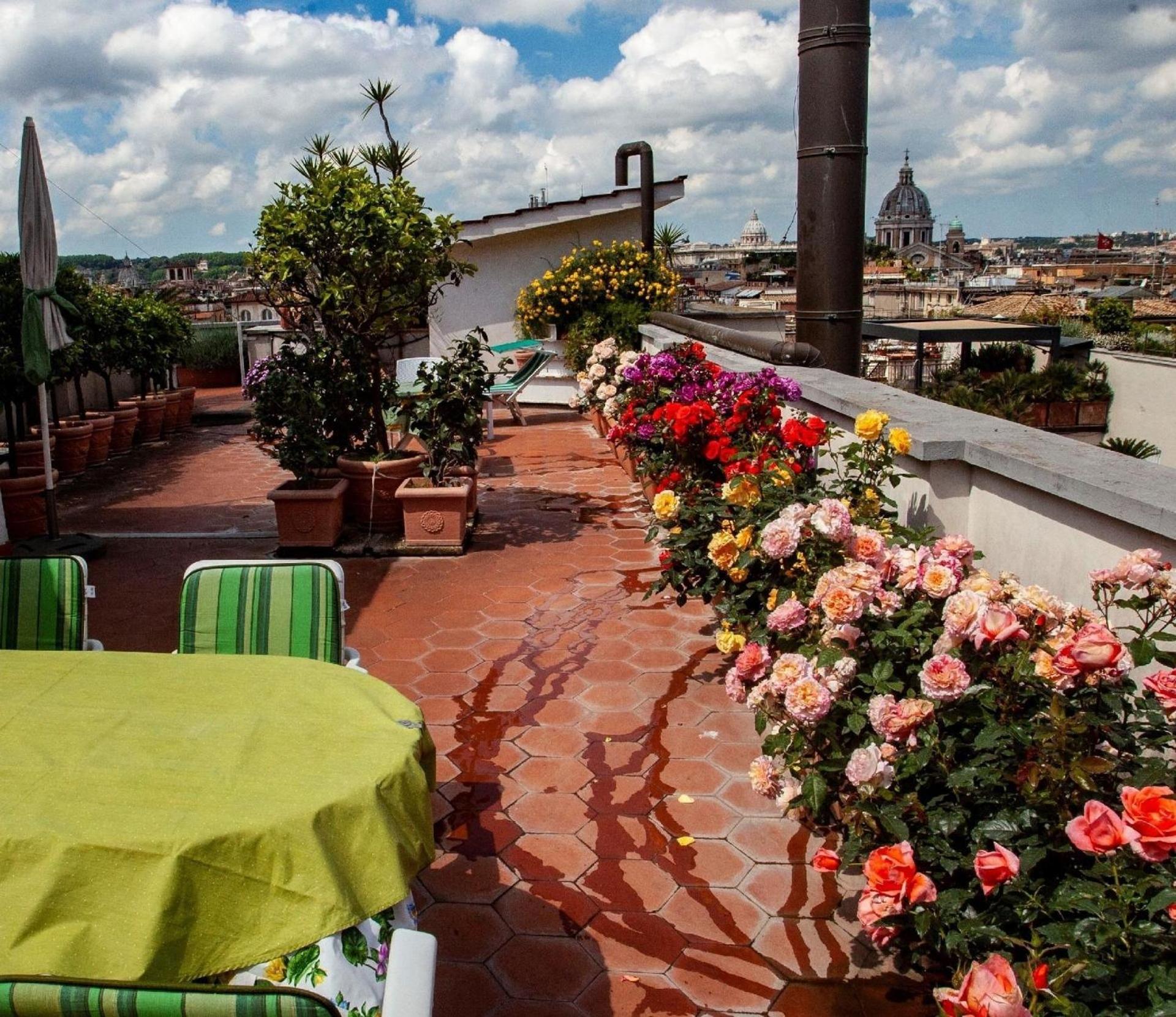 Tolles In Rione Iv Campo Marzio Mit Panorama-terrasse, Trevi-brunnen In Der Naehe Roma